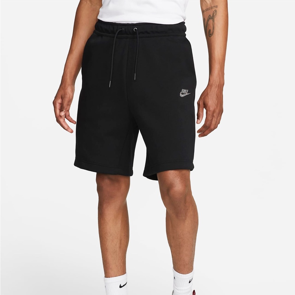 Nike Tech Fleece Shorts - Black